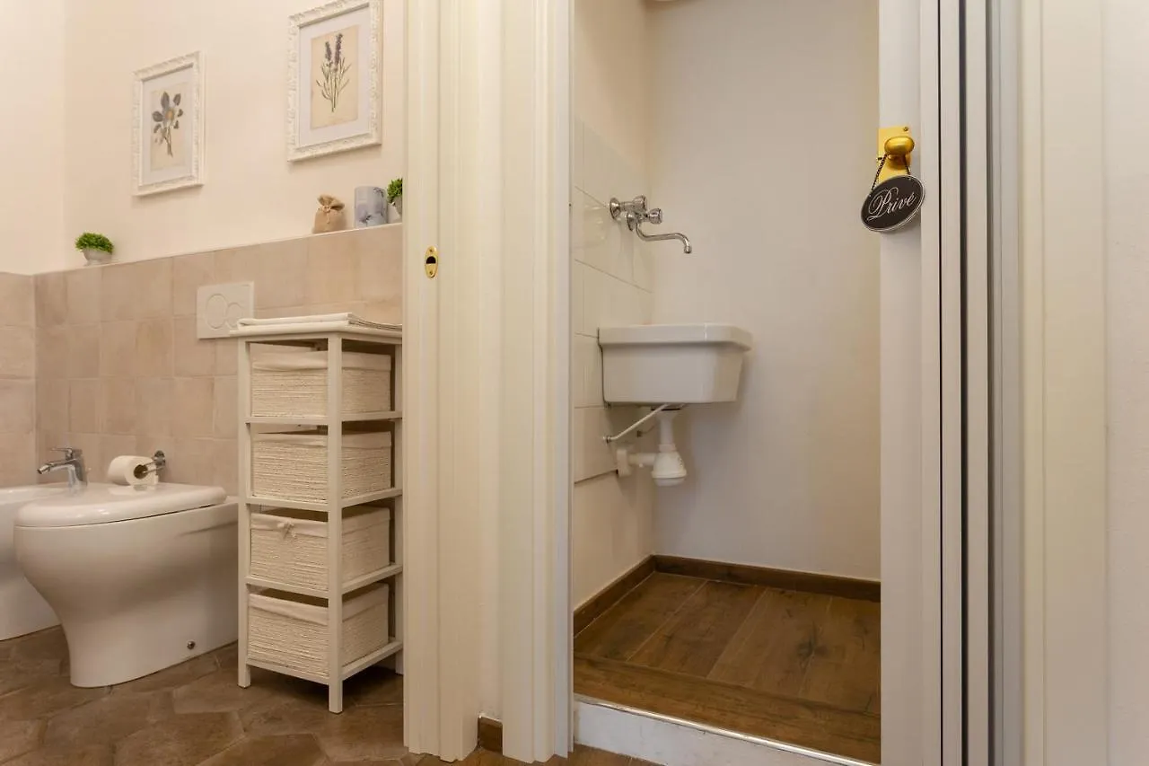 Mercatale Apartment Πράτο